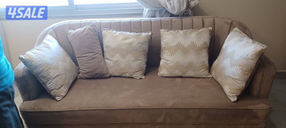 غسيل بالشامبو - تنظيف ناشف - غسيل سجاد برادي - اثاث - كنفات - شقق - فل7