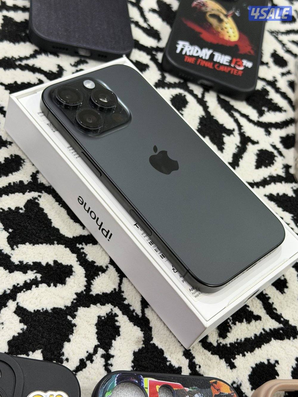 وفر فلوسك للبيع ايفون 16 برو كالجديد مع كفرات 🔥3