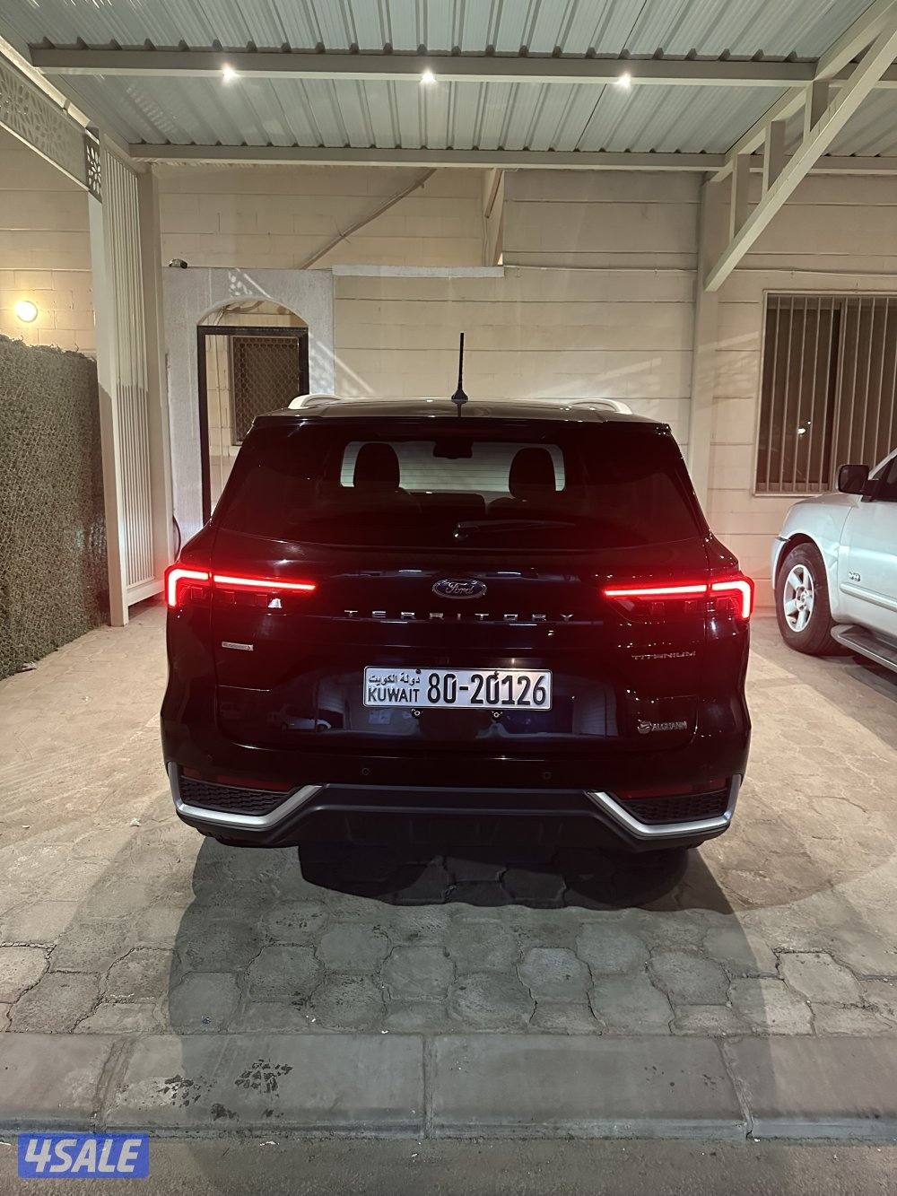 للبيع فورد تيريتوري 2024 أسودTITANIUM يعني فل صبغ الوكالة المالك الاول2