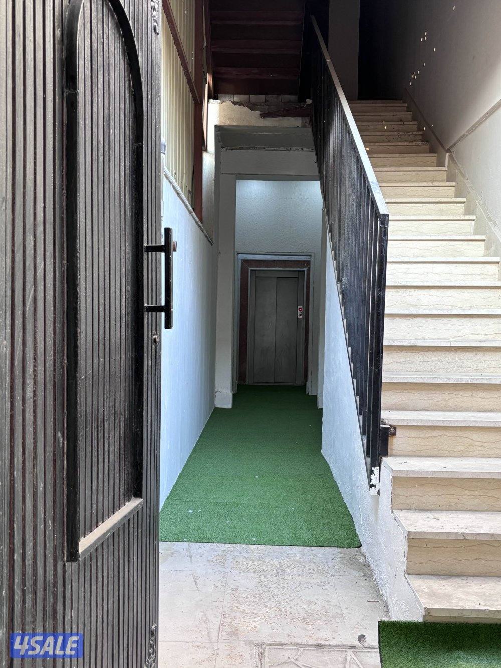 للايجار دور كامل  4غرف 2 دورة مياه  صباح الناصر1