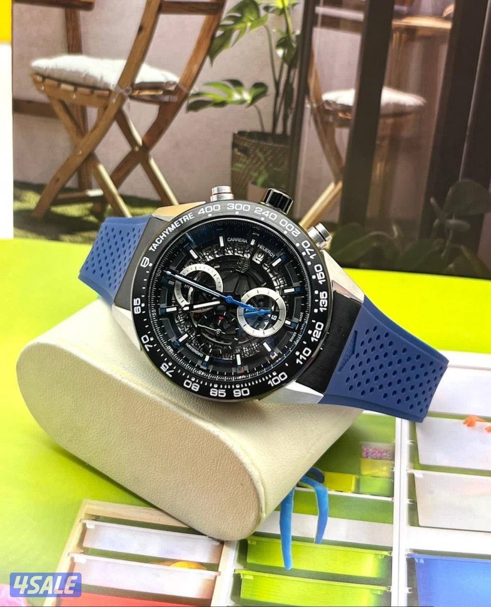 تفاصيل دقيقة، خامات راقية، تصميم يحاكي أفخم الماركات العالمية.12