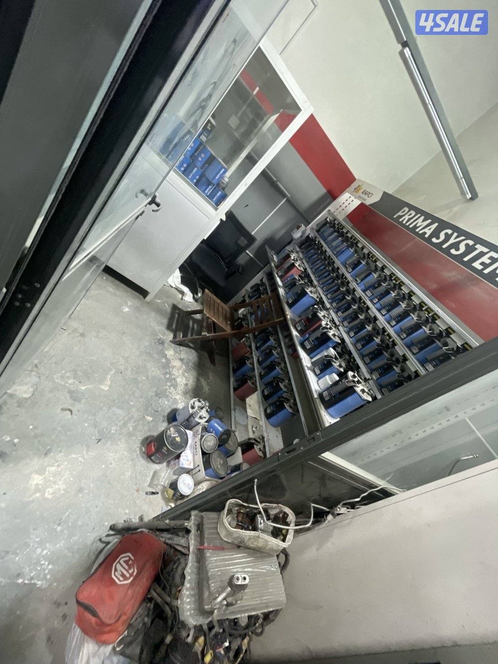 للبيع كراج مجهز بكامل معداته صبغ و حداده كراج مساحه كبيره 320متر5