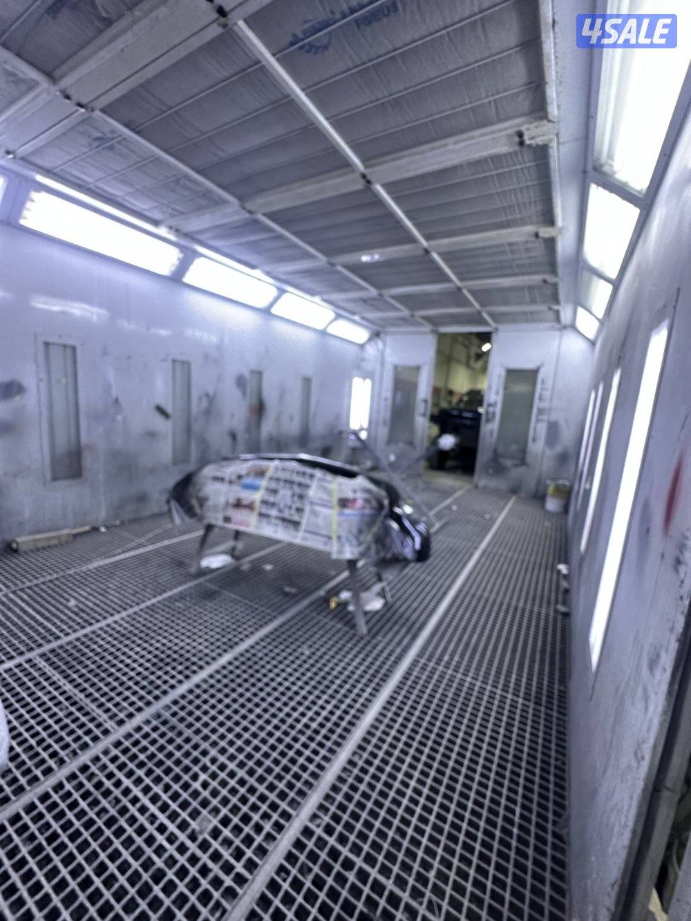 للبيع كراج مجهز بكامل معداته صبغ و حداده كراج مساحه كبيره 320متر6