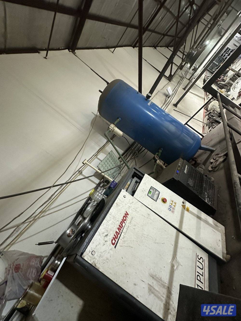 للبيع كراج مجهز بكامل معداته صبغ و حداده كراج مساحه كبيره 320متر11