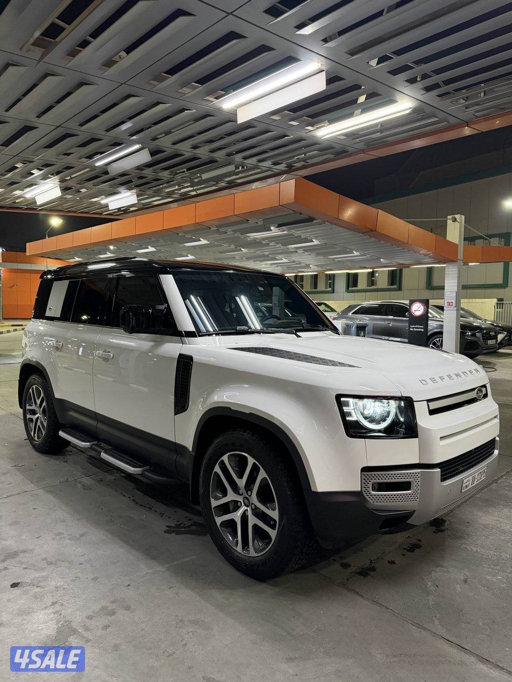 للبيع ديفندر مديل 20241