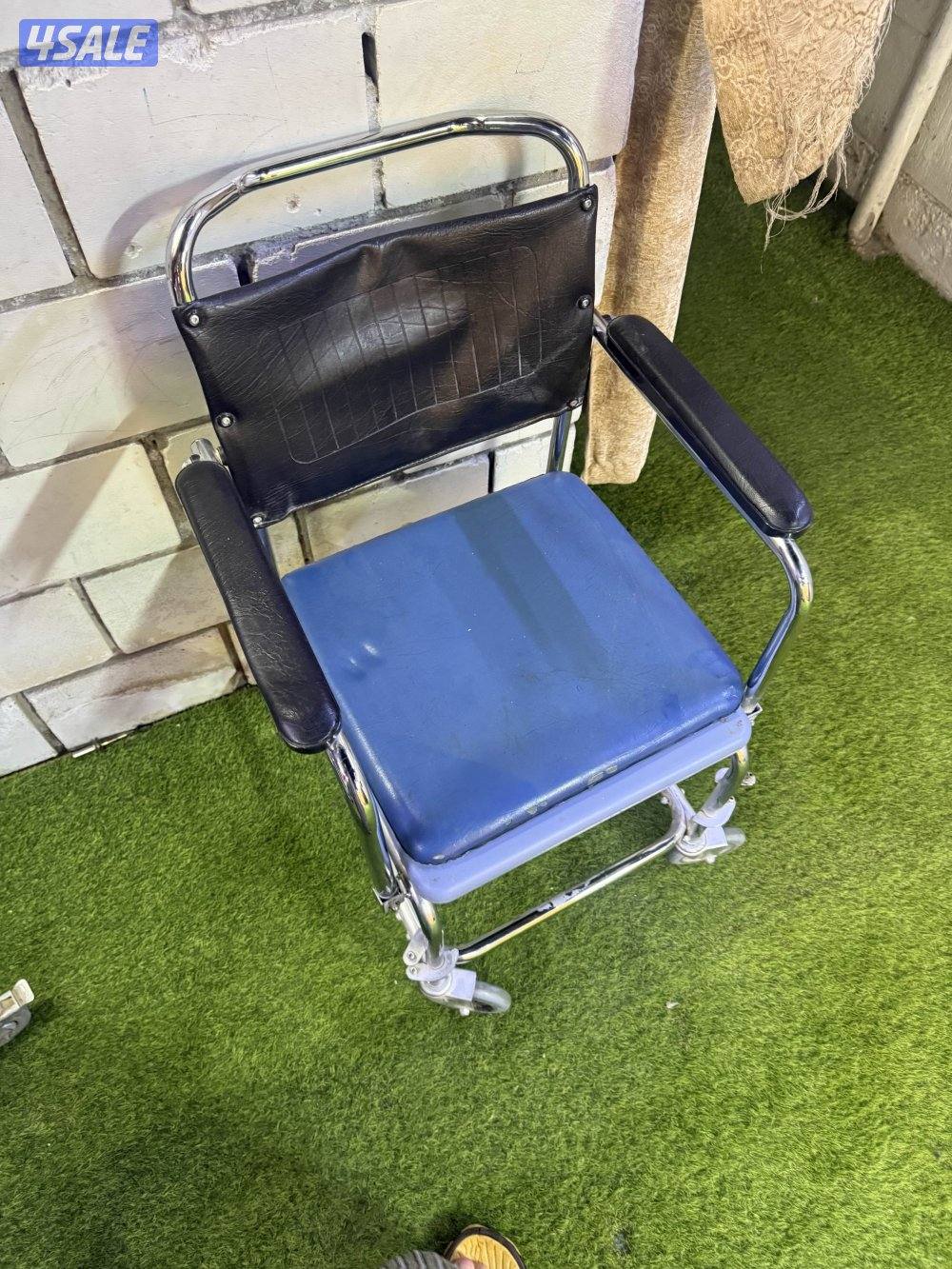 للبيع كرسي حمام0