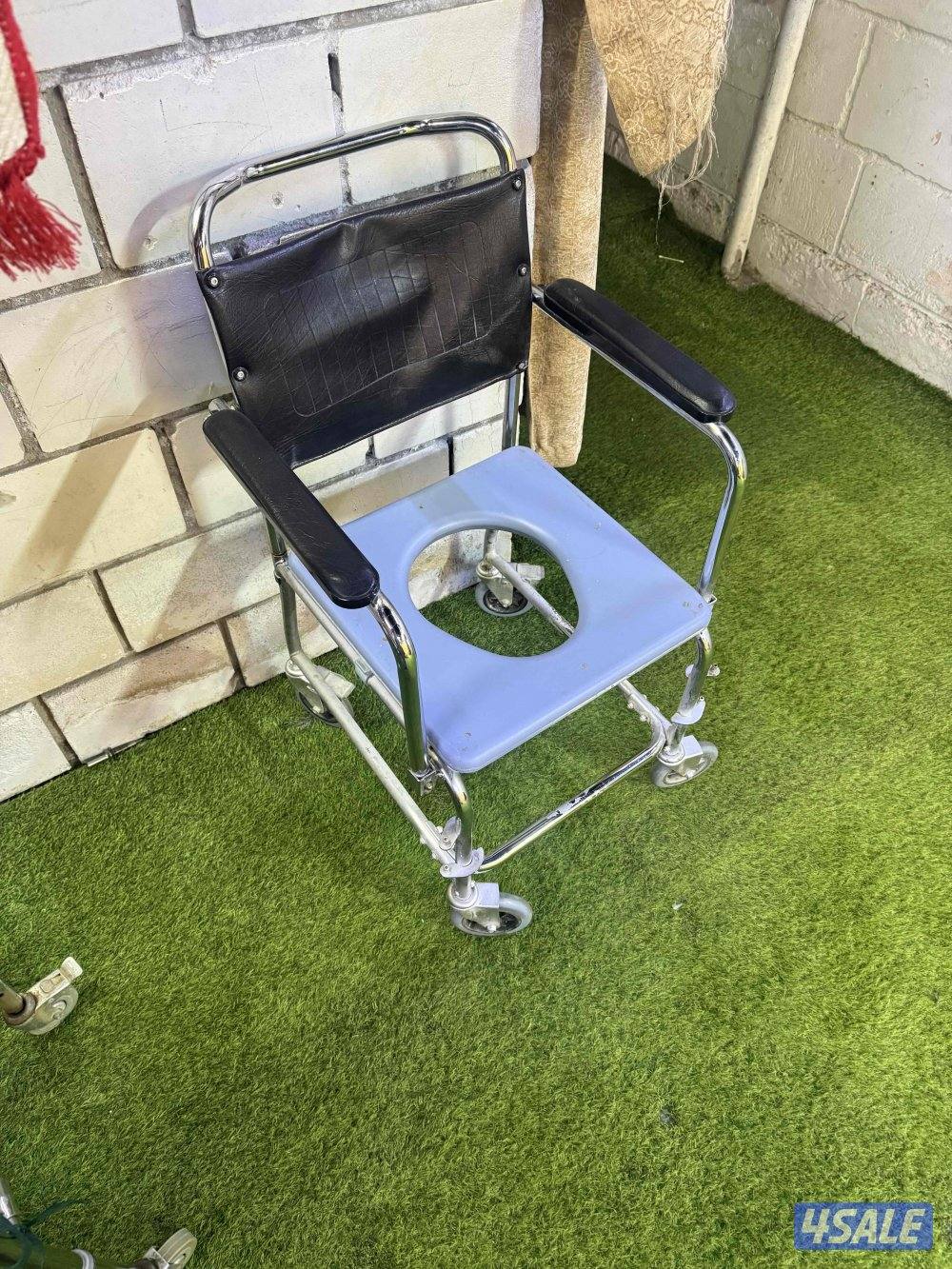 للبيع كرسي حمام1