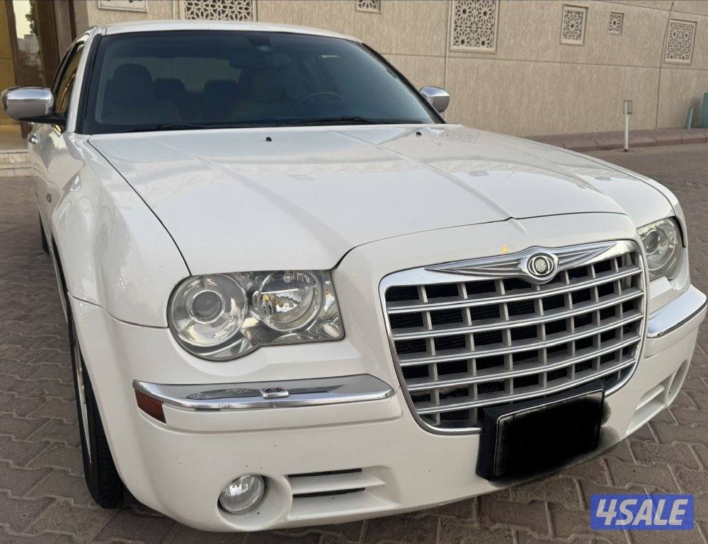 كرايسلر C300 موديل 200611