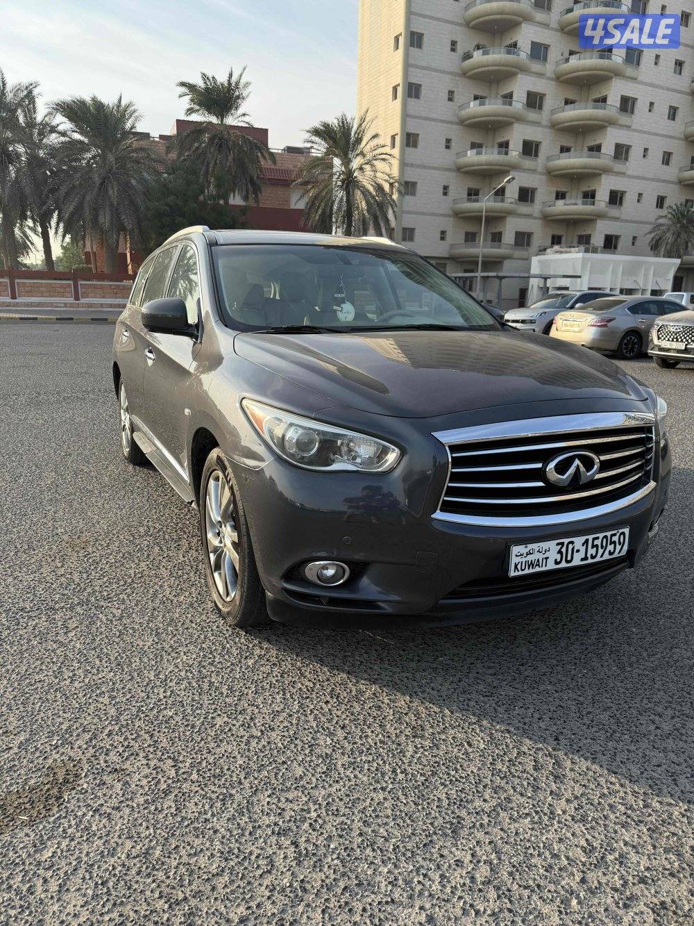 للبيع انفتتي موديل 2013 صبغ وكالة0