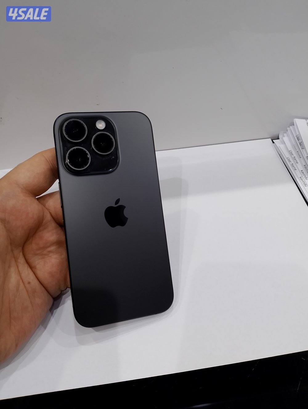 ايفون 15 برو  اسود  128 جيجا2
