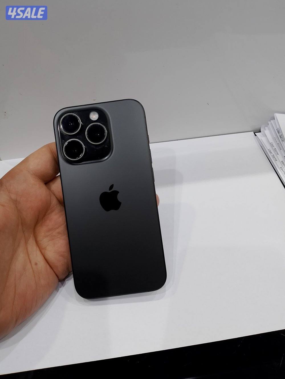 ايفون 15 برو  اسود  128 جيجا3