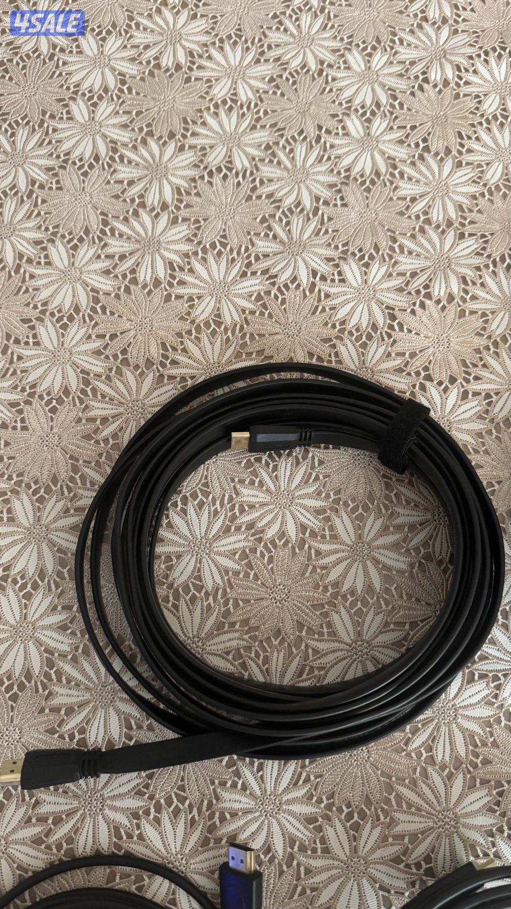 مجموعةً كيابل HDMI1