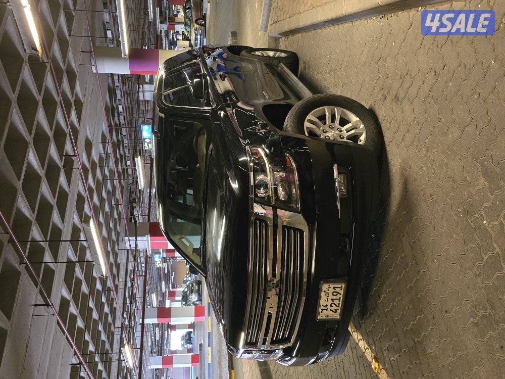 للبيع جيب شفر تاهو 2017 LT20