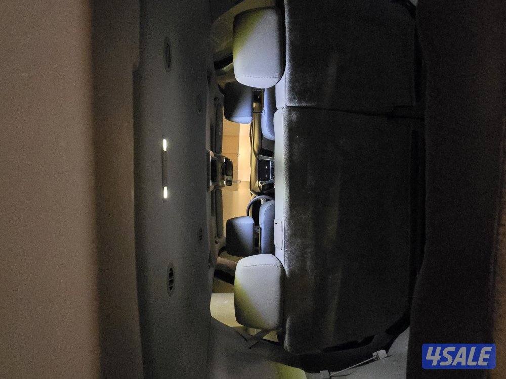 للبيع جيب شفر تاهو 2017 LT27