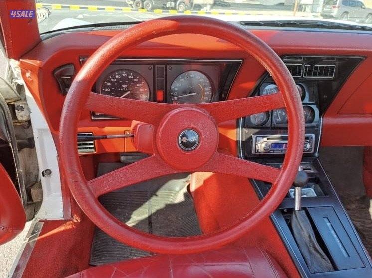 للبيع كورفيت ستنجري موديل 197910