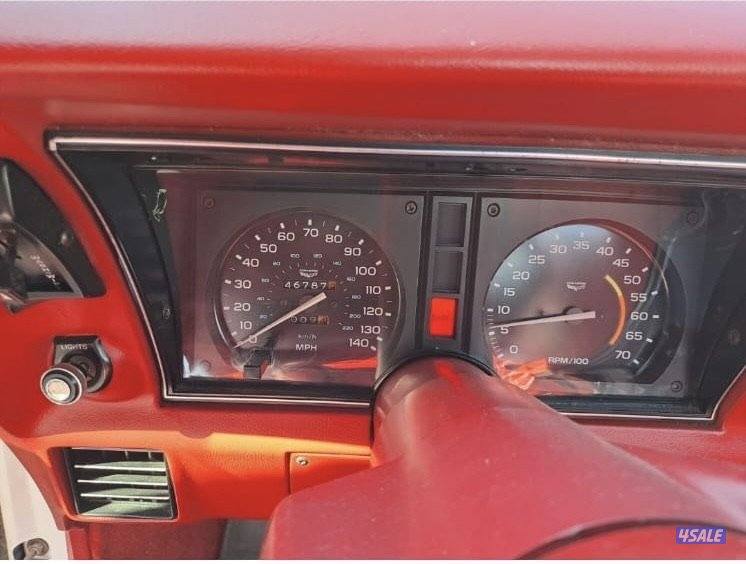 للبيع كورفيت ستنجري موديل 197911