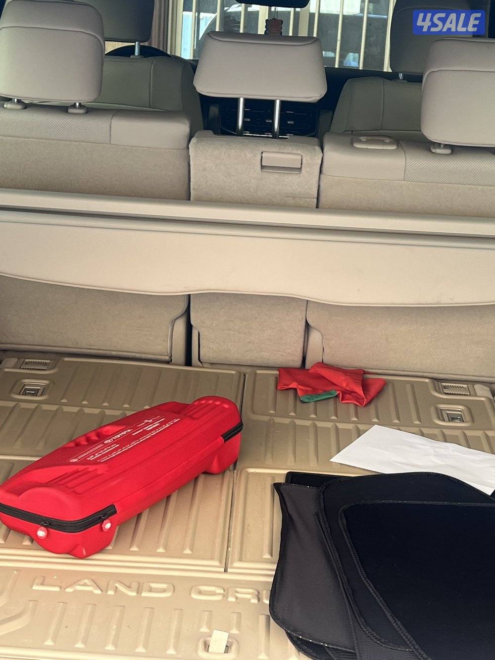 لاند كروزر جكسار توين تيربو رمادي صبغ الوكاله بالكامل حمايه لومار12