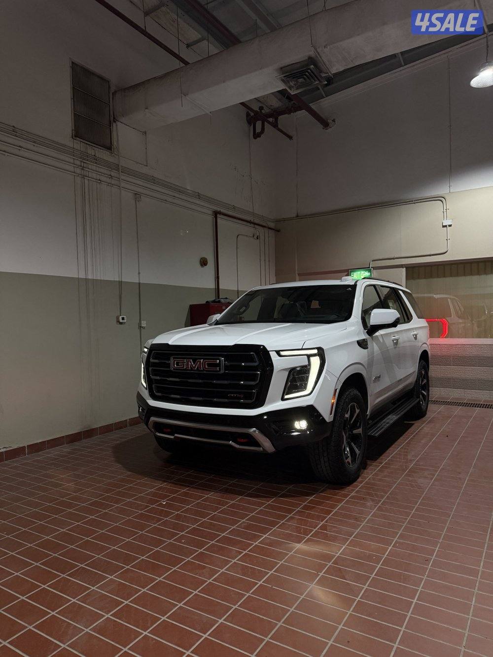 يوكن AT4 2025 ابيض المكينه الكبيره 6.2 دبل قير3