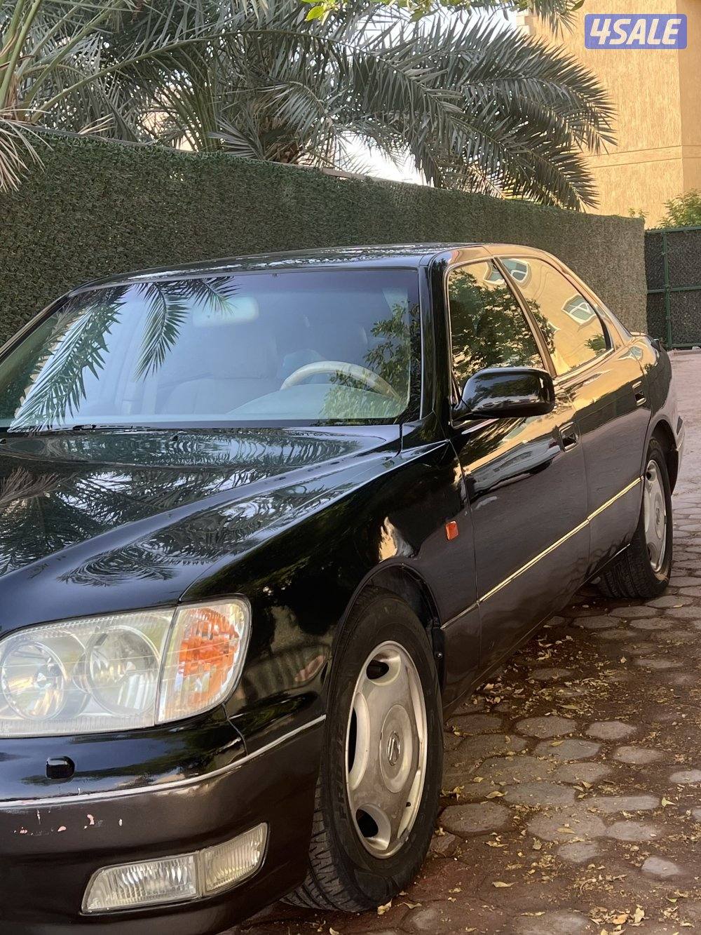 للبيع لكزس Limited Ls 400 موديل 1998بحالة جيدة جدا2