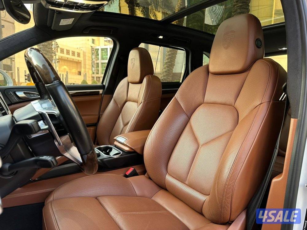 بورشه كايينGTS موديل2016 عداد101الف وارد قطر سيرفس منتظم7