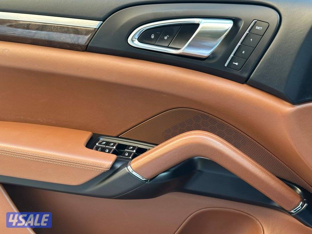 بورشه كايينGTS موديل2016 عداد101الف وارد قطر سيرفس منتظم9