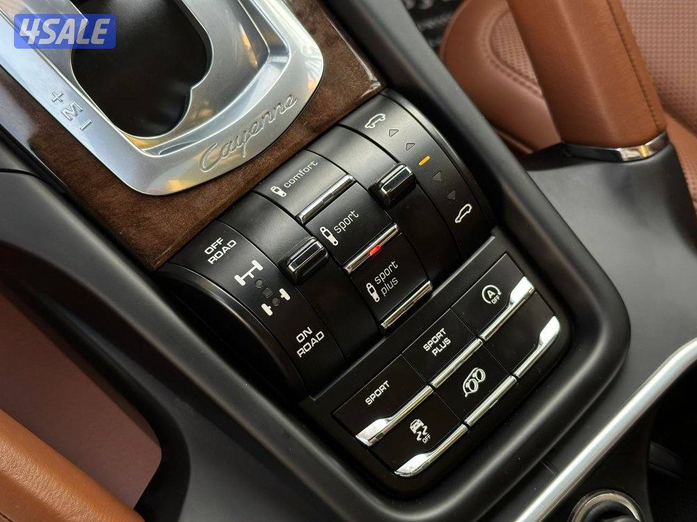 بورشه كايينGTS موديل2016 عداد101الف وارد قطر سيرفس منتظم10