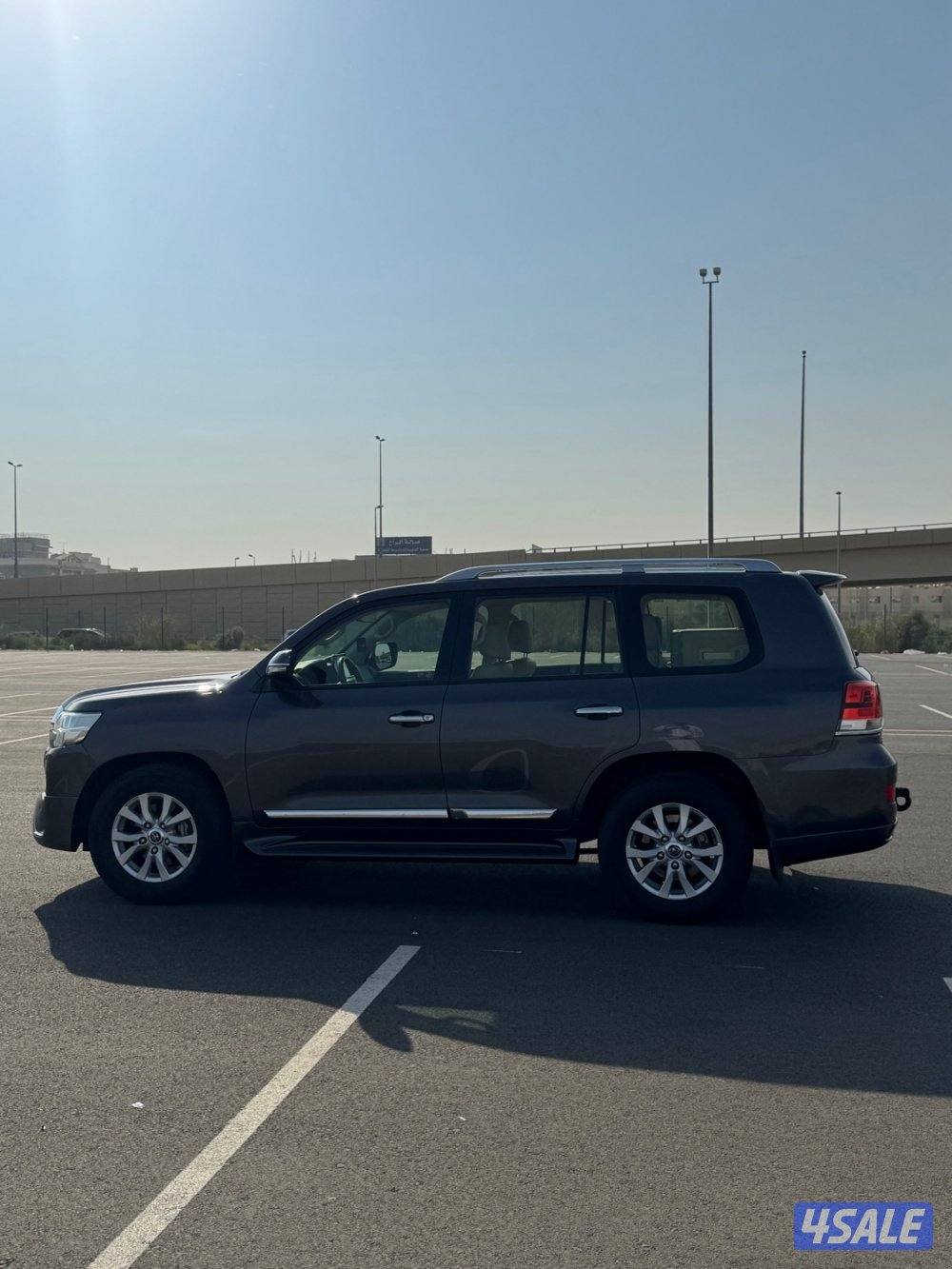 لاند كروزر 2018 جلد زوائد1