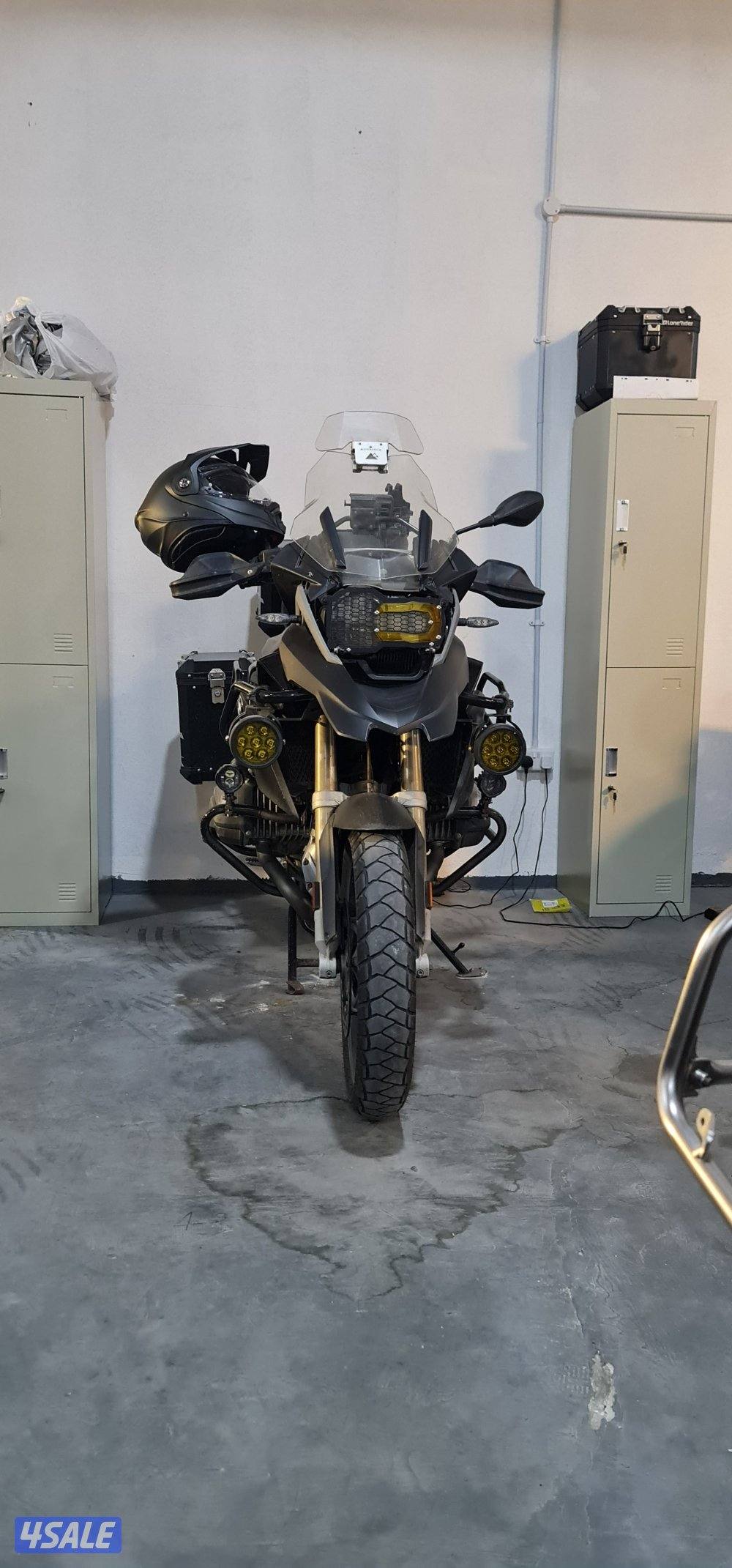 BMW GS12000
