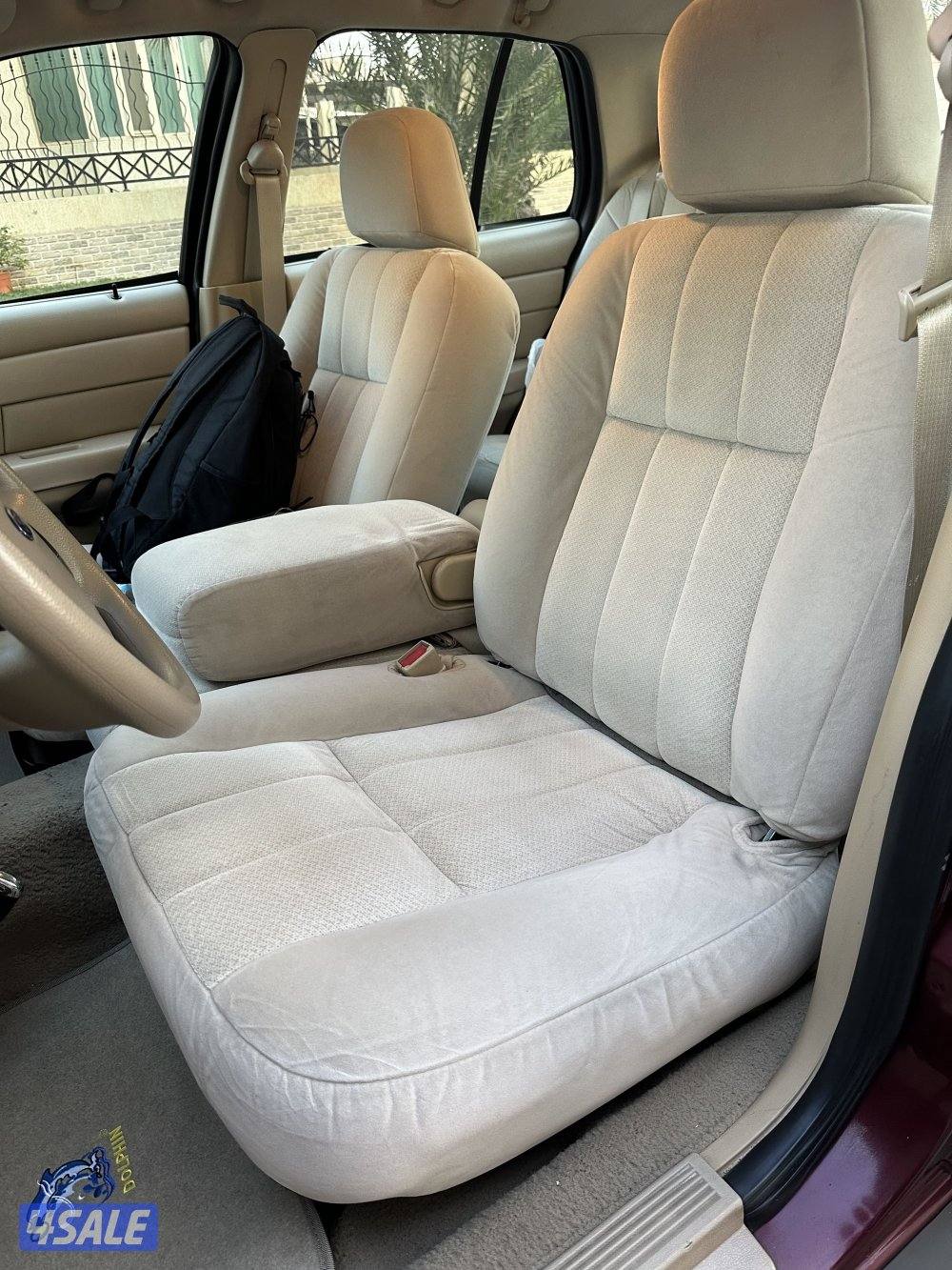 2008  فورد فكتوريا9