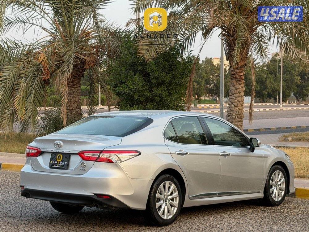 للبيع كامري GLE موديل 2020 وارد الساير3
