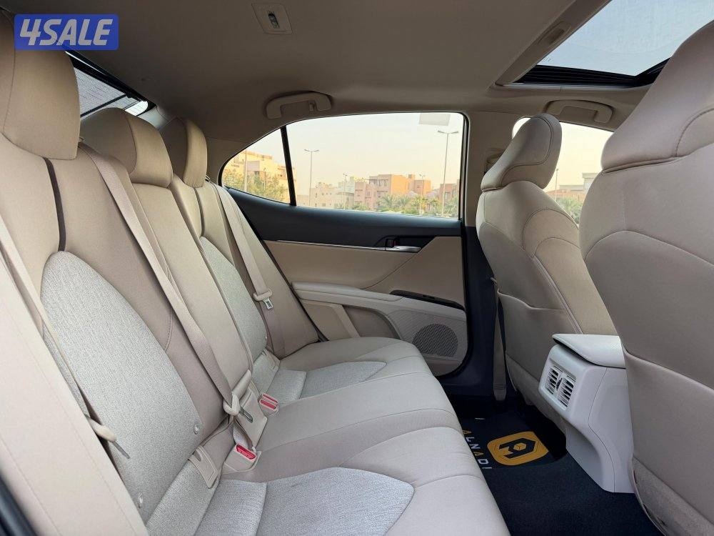 للبيع كامري GLE موديل 2020 وارد الساير12