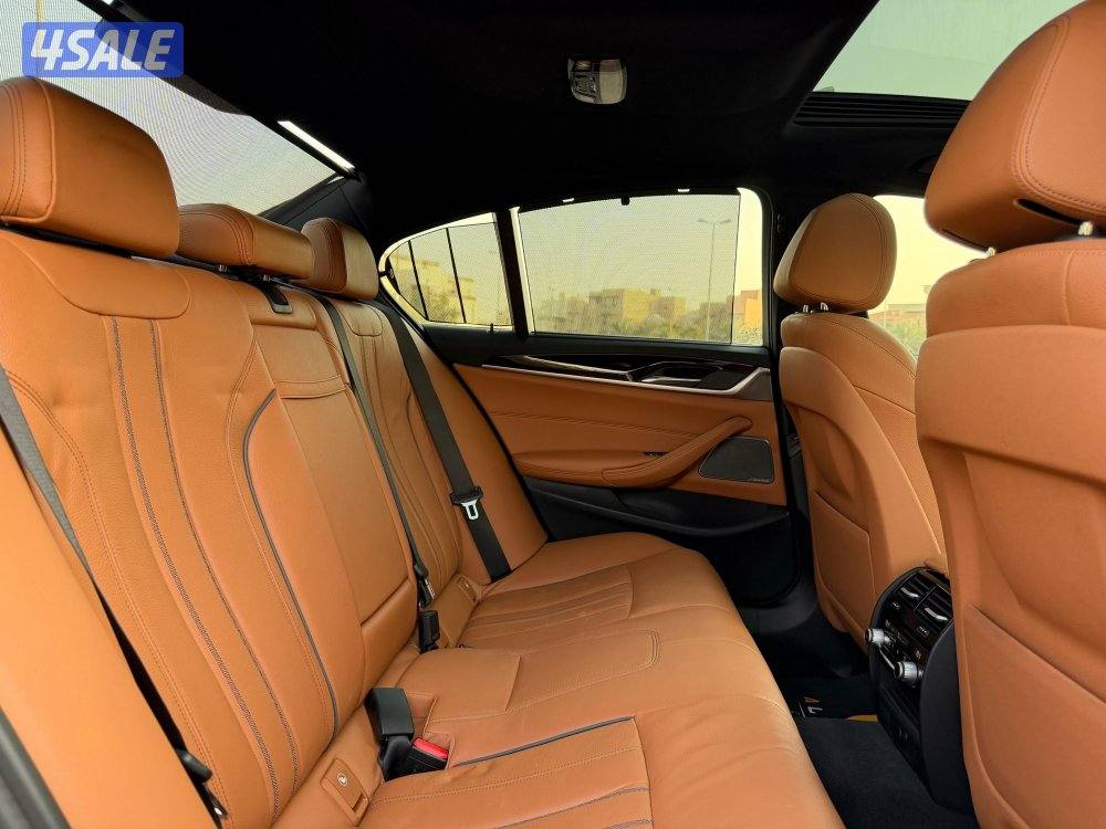 للبيع BMW540i موديل 2018 وارد الغانم13