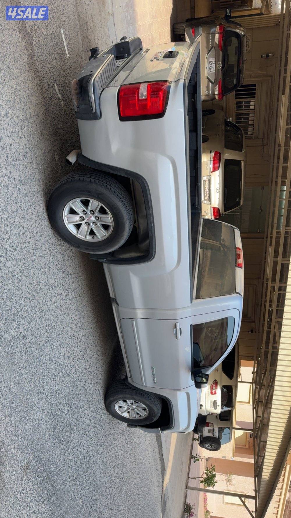 للبيع جمس سيرا 2016 شرط الفحص مكينه شاصي4