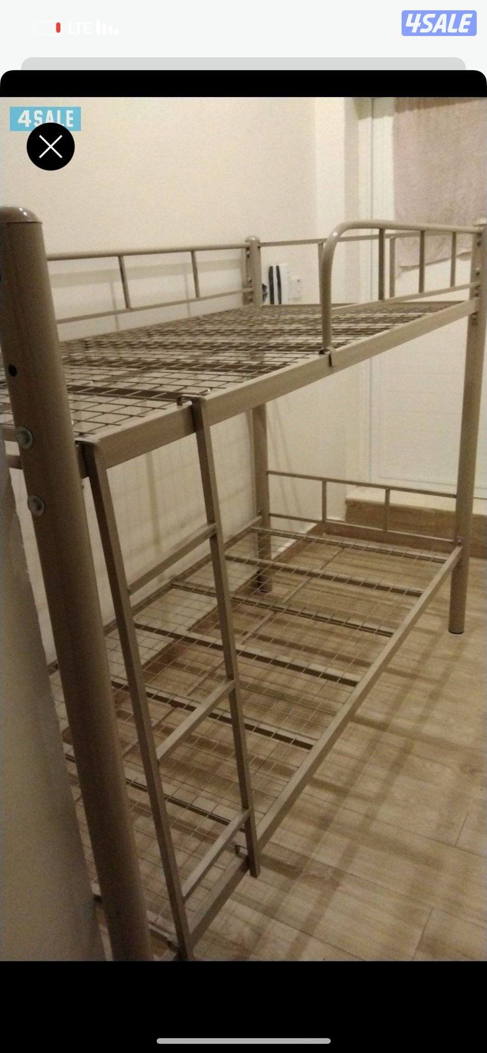 سرير حديد ومرتبه طبيه وبطانيه ومخده والملايات4