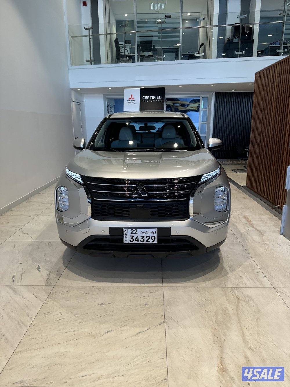 Mitsubishi Outlander1