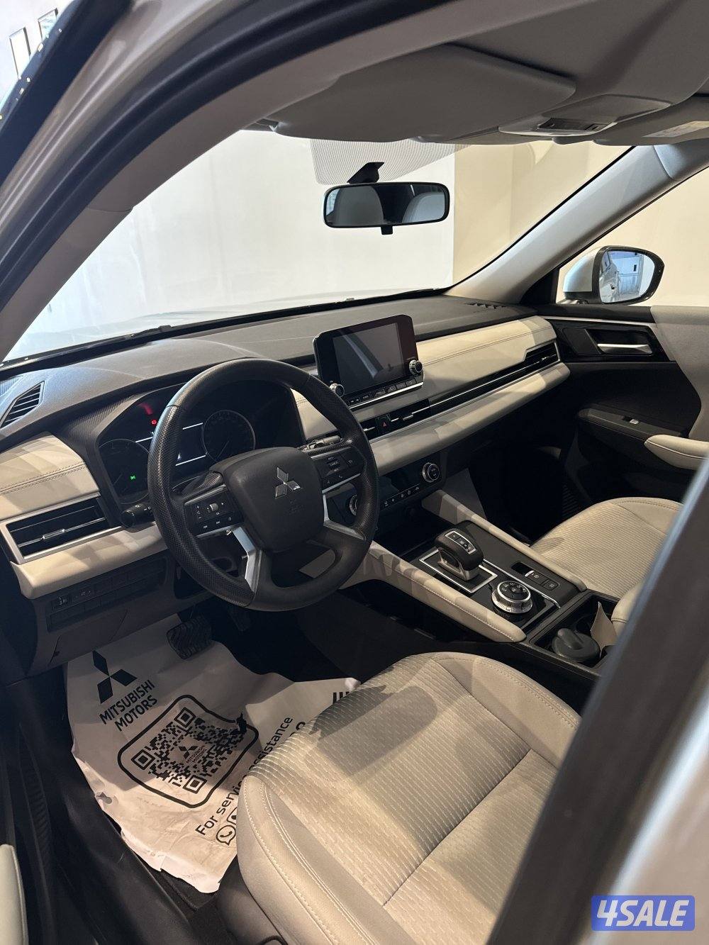 Mitsubishi Outlander4