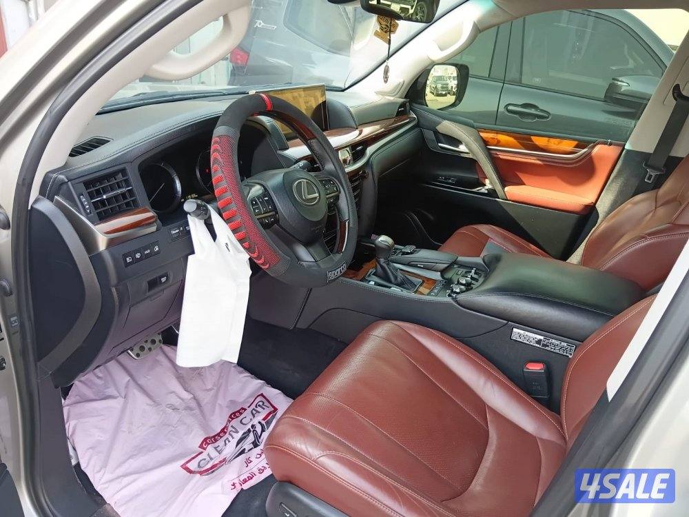 لكزس LX570 S موديل 2018 ماشي 119 الف كم صبغ الوكالة ماعدا ثلاثة قطع6