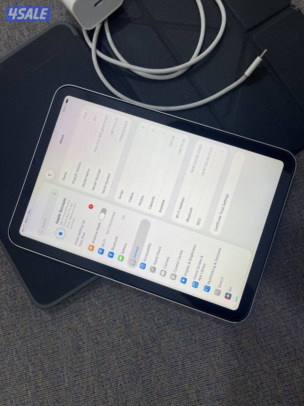 ايباد ابل ميني 6 السادس 256 قيقا نظيف مو مبطل بطاريه 86 مع كفر وشحن5