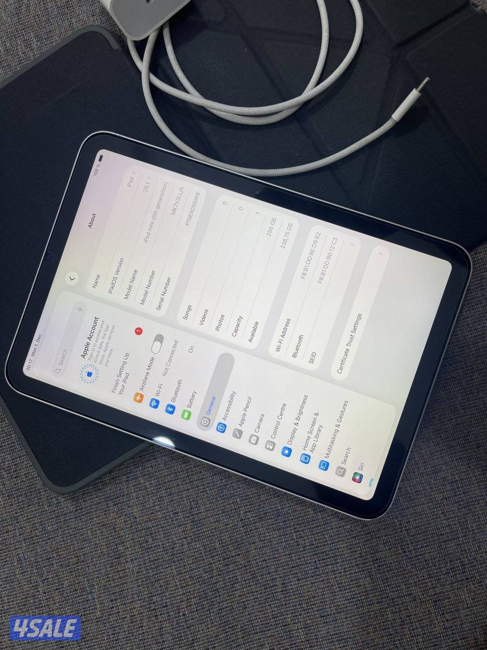 ايباد ابل ميني 6 السادس 256 قيقا نظيف مو مبطل بطاريه 86 مع كفر وشحن6