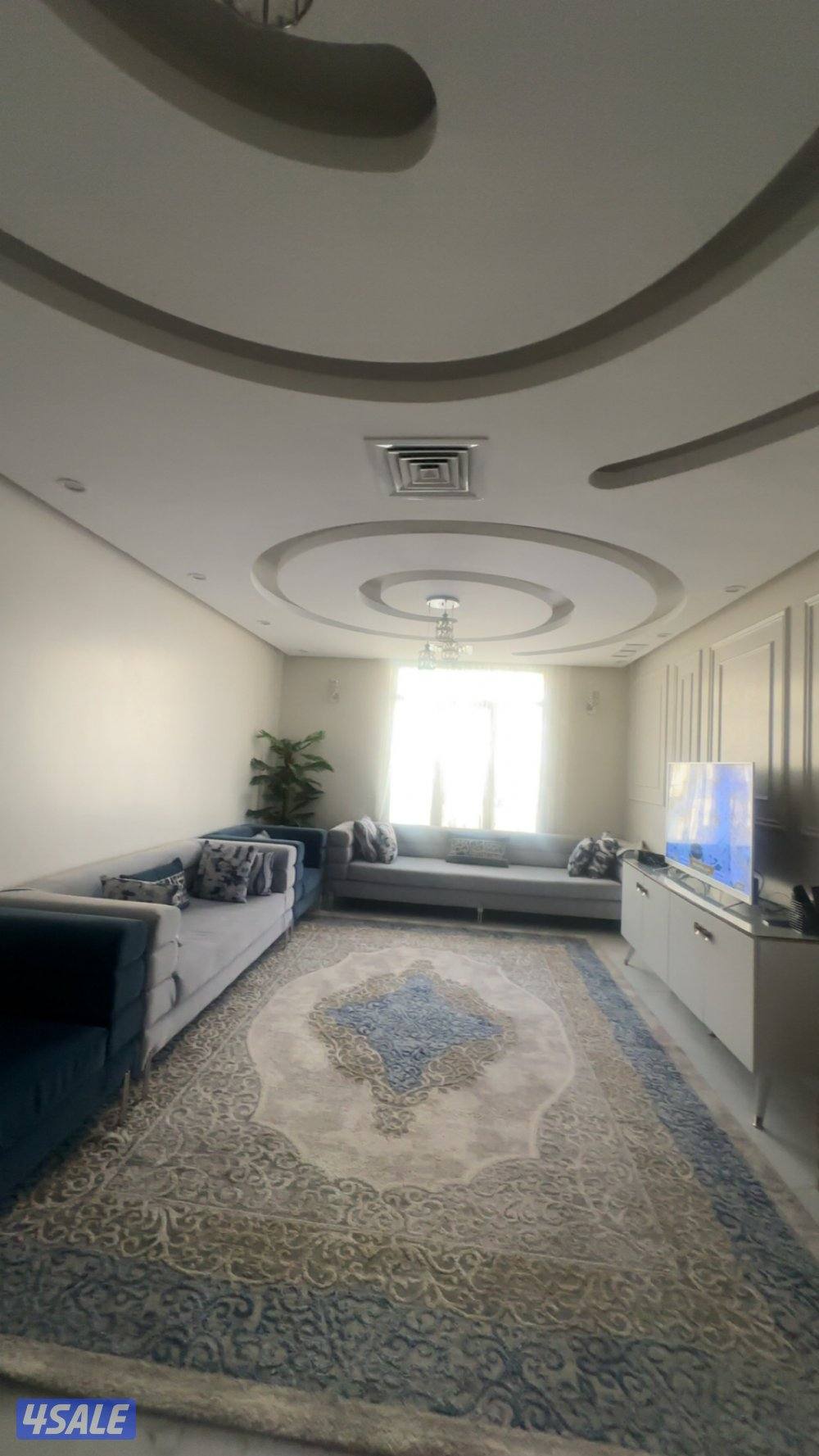 للبيع قنفات نظاف جدا مع زوليه1