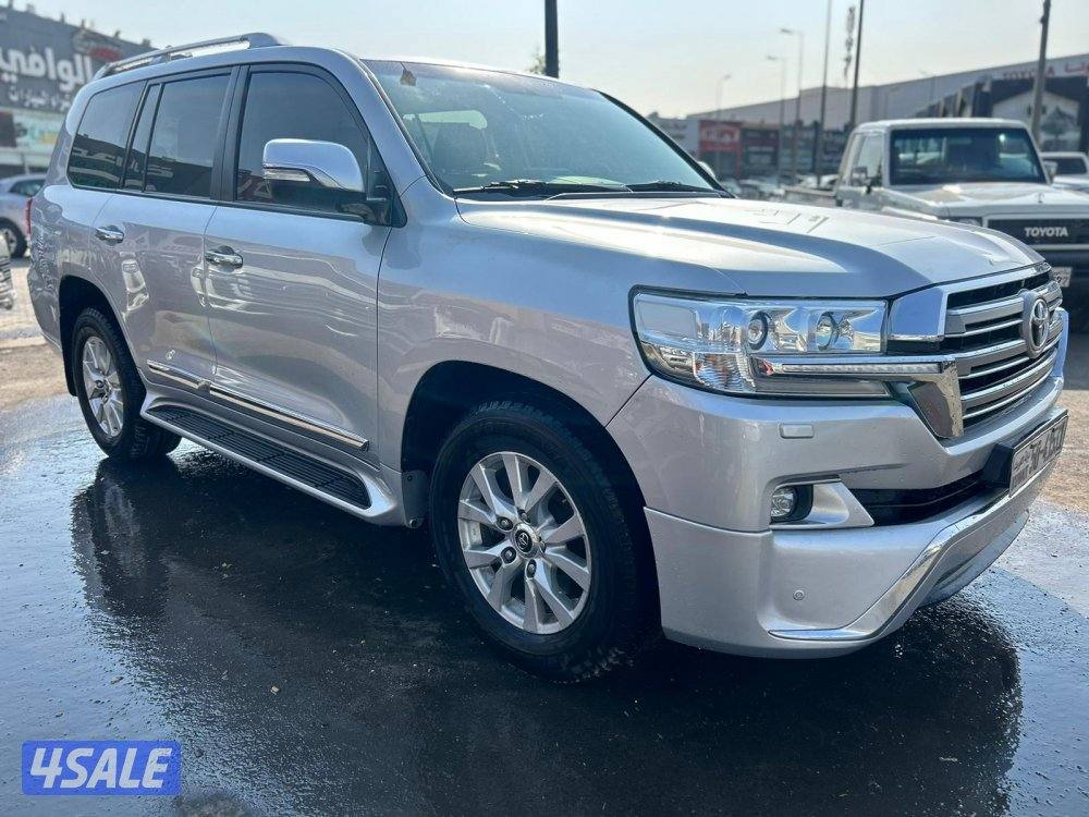 تويوتا لاند كروزر GX.R-V81