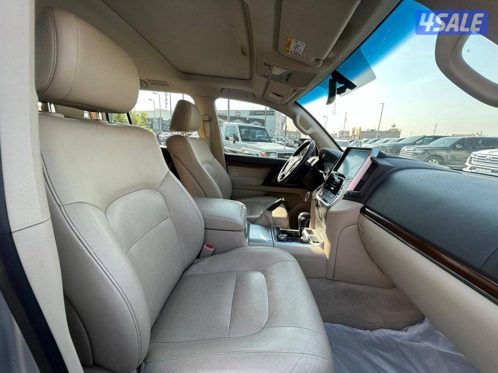 تويوتا لاند كروزر GX.R-V85