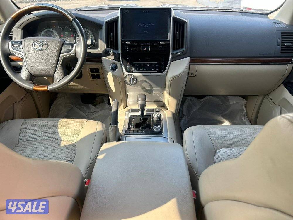 تويوتا لاند كروزر GX.R-V87