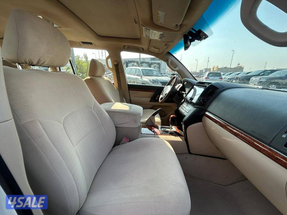 لاند كروزر GXR-V85