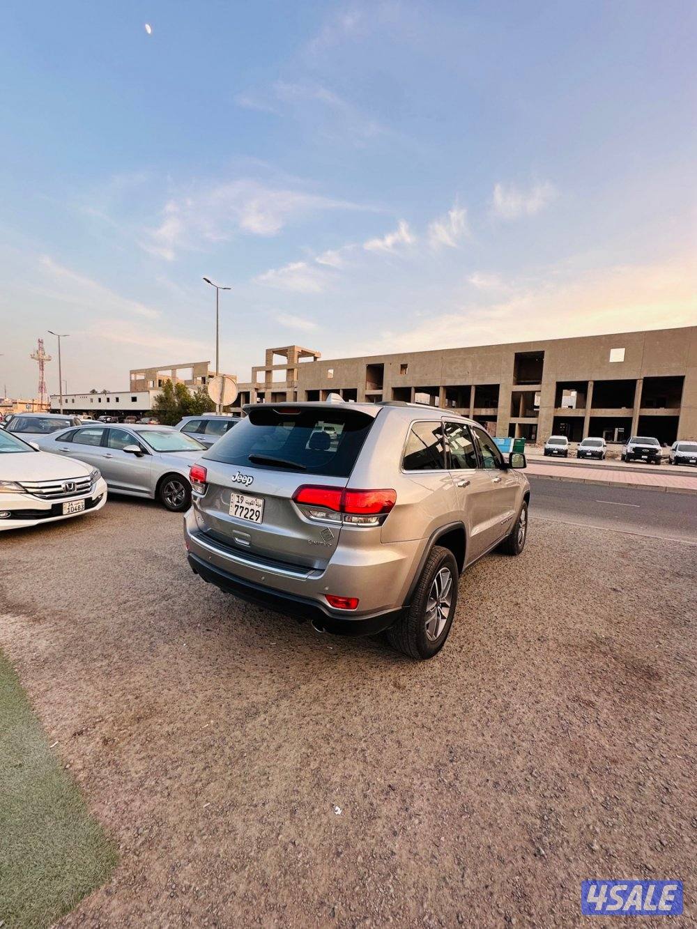 🚘 جيب - جراند شيروكي لميتد 20216