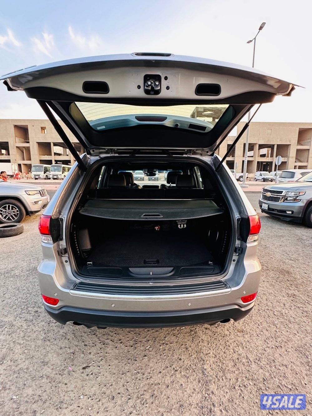 🚘 جيب - جراند شيروكي لميتد 20218