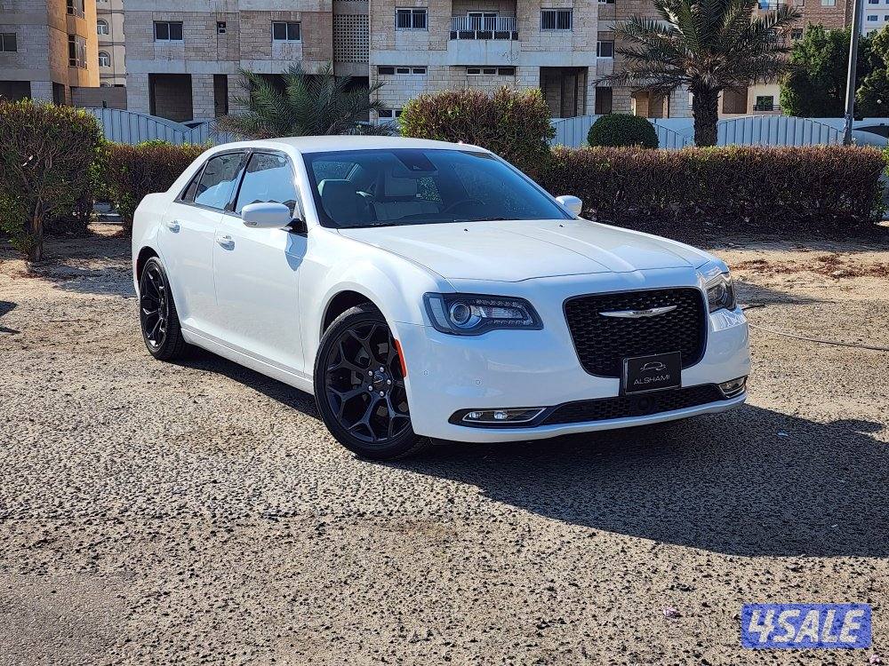 كرايسلر 300S ٦ سلندر عداد 103 ألف شرط الفحص موديل 20210
