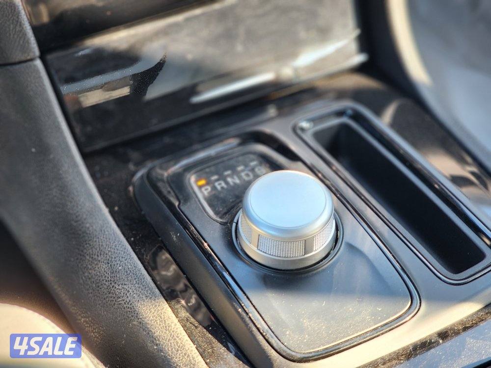 كرايسلر 300S ٦ سلندر عداد 103 ألف شرط الفحص موديل 20219