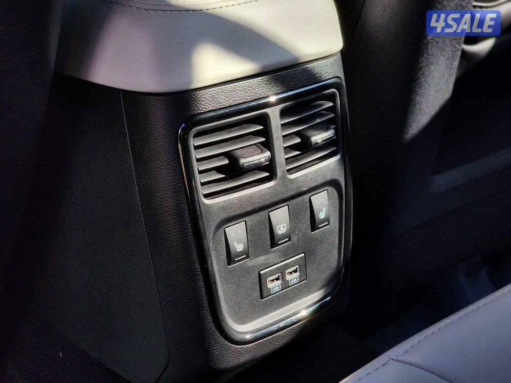 كرايسلر 300S ٦ سلندر عداد 103 ألف شرط الفحص موديل 202113