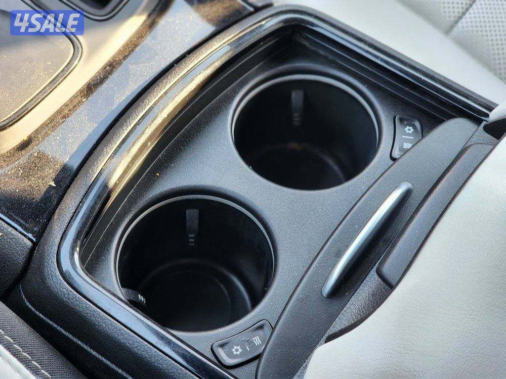 كرايسلر 300S ٦ سلندر عداد 103 ألف شرط الفحص موديل 202114